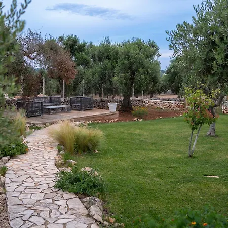 Trullo Vittoria With Private Swimming Pool Villa