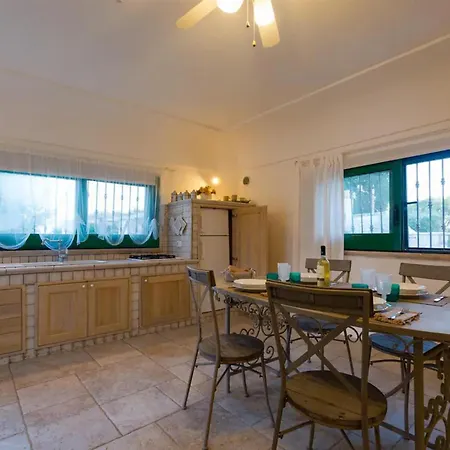 Trullo Vittoria With Private Swimming Pool Villa