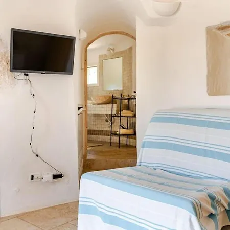 Trullo Vittoria With Private Swimming Pool Villa