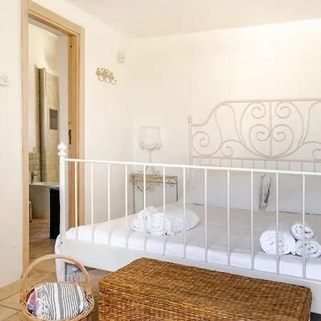 Trullo Vittoria With Private Swimming Pool Villa
