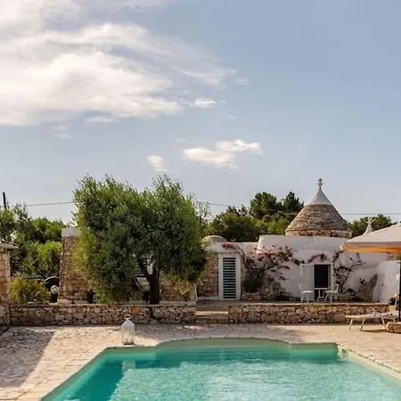 Trullo Vittoria With Private Swimming Pool Villa *
