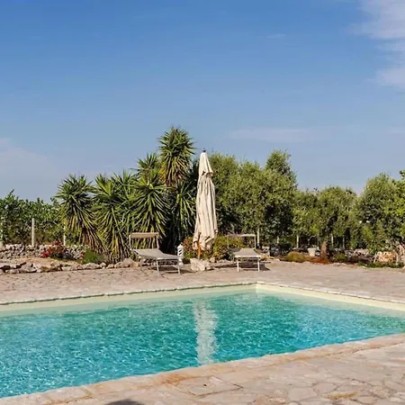 Trullo Vittoria With Private Swimming Pool Ostuni